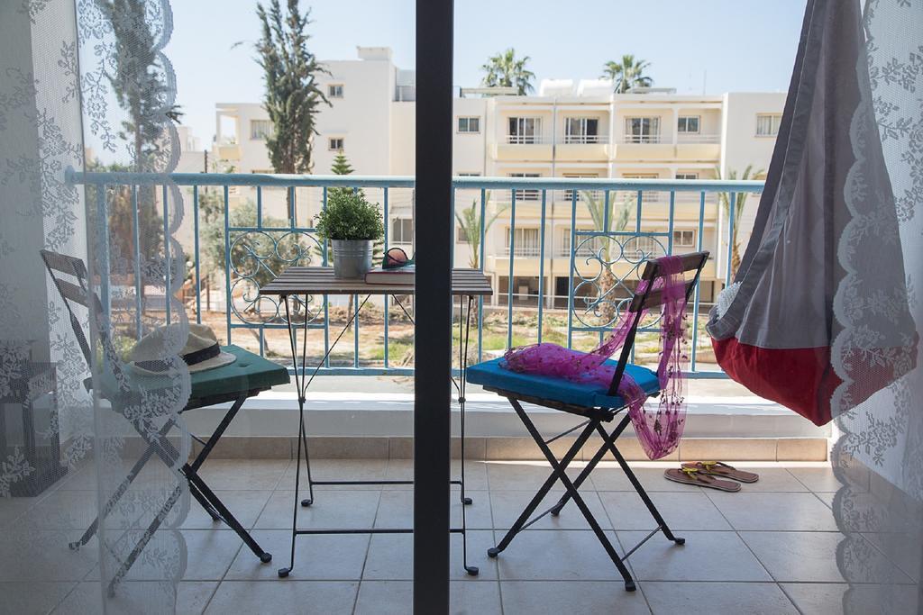 Paphos Love Hut Apartment Exterior foto